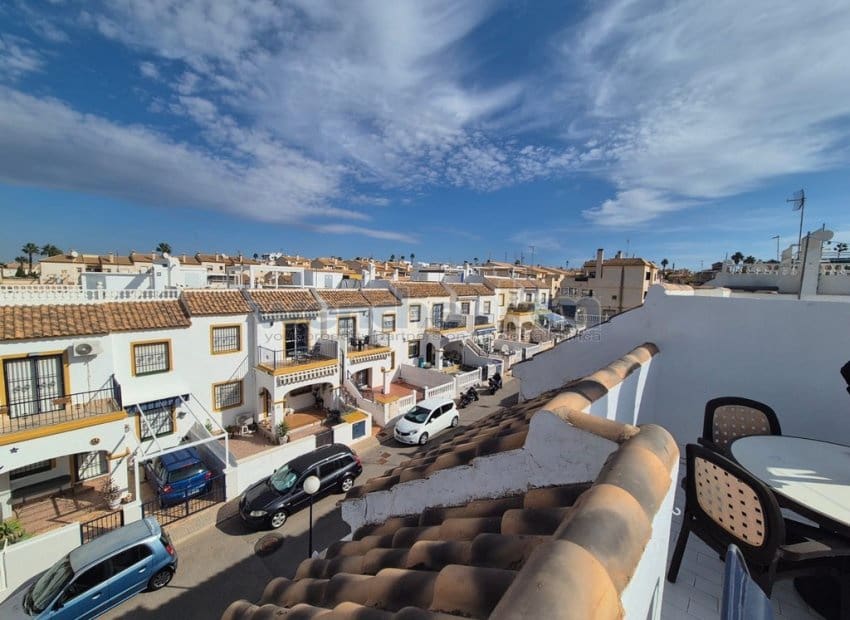 2 bedroom Bungalow for sale in Los Altos with pool - € 149,950 (Ref: 10145179)