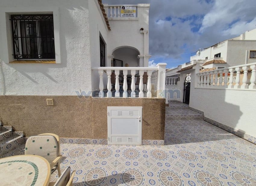 3 bedroom Terraced Villa for sale in Los Altos with pool garage - € 220,000 (Ref: 10158551)