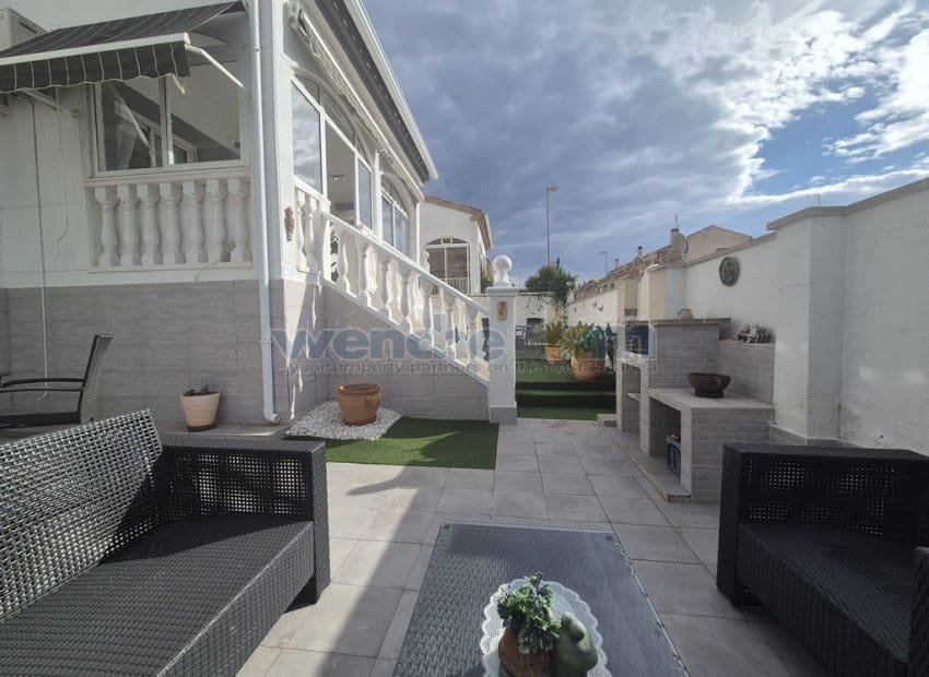 2 bedroom Villa for sale in Los Altos - € 229,900 (Ref: 10163520)