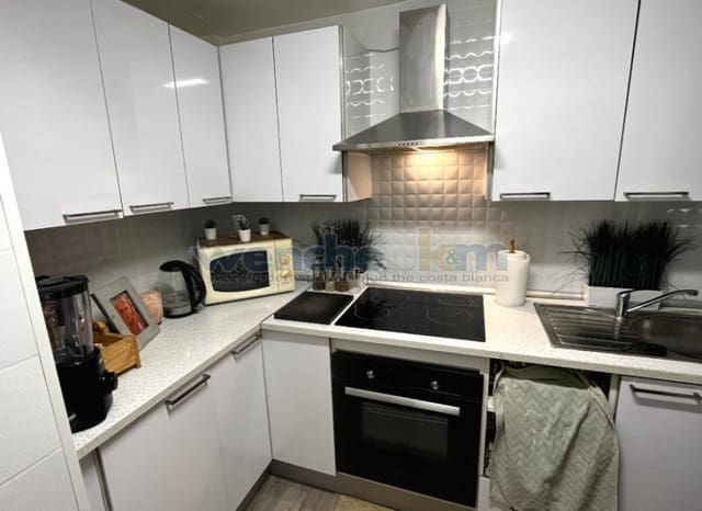 4 sypialnia Willa na sprzedaż w Playa Flamenca, Orihuela z basenem - 399 000 € (Ref: 8853252)