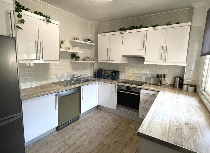 4 soveværelse Villa til salg i Playa Flamenca med swimmingpool - € 399.000 (Ref: 8853252)