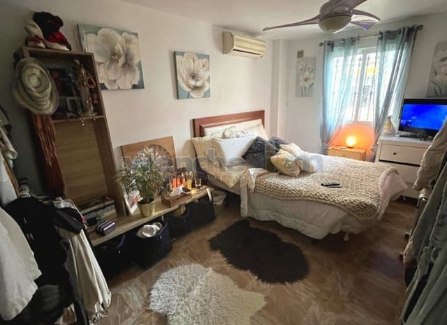 4 sypialnia Willa na sprzedaż w Playa Flamenca, Orihuela z basenem - 399 000 € (Ref: 8853252)