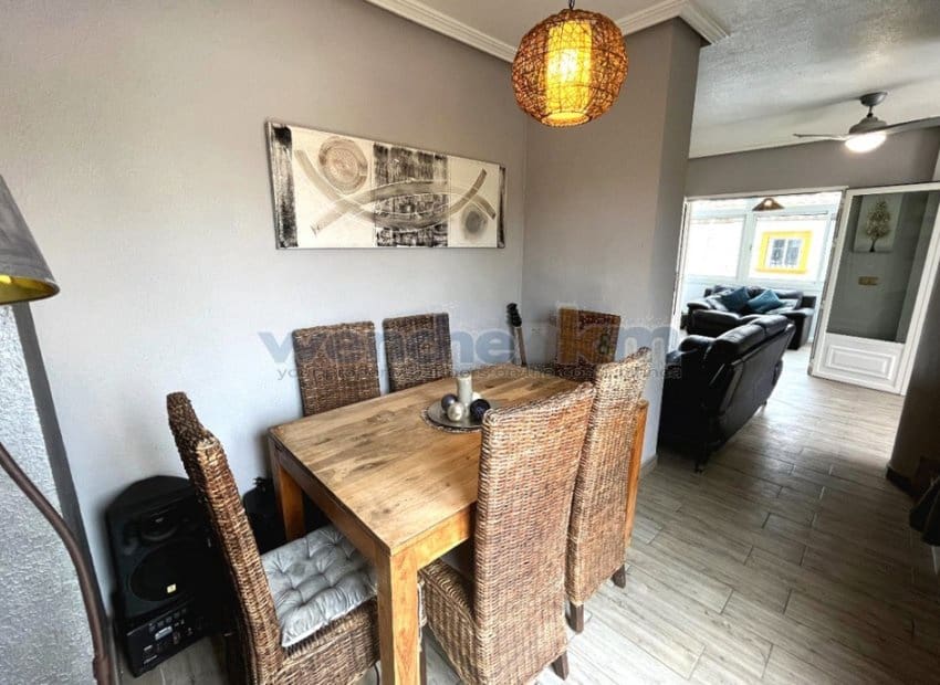 4 soveværelse Villa til salg i Playa Flamenca med swimmingpool - € 399.000 (Ref: 8853252)