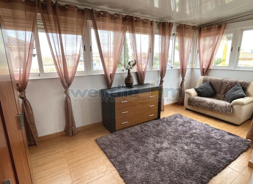 4 soveværelse Villa til salg i Playa Flamenca med swimmingpool - € 399.000 (Ref: 8853252)