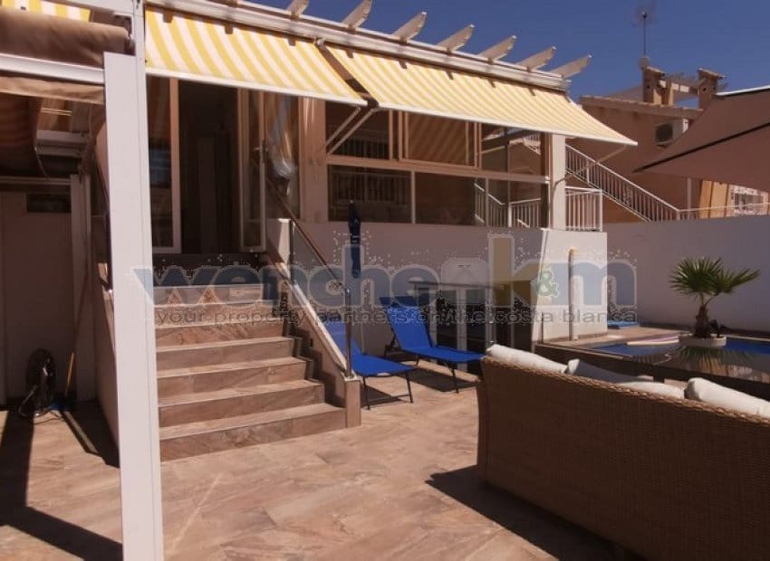 3 Zimmer Villa zu verkaufen in Los Altos mit Pool - 349.000 € (Ref: 8853255)