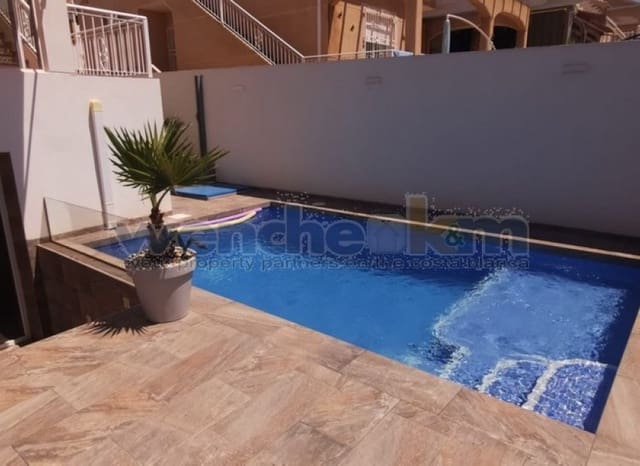 3 Zimmer Villa zu verkaufen in Los Altos mit Pool - 349.000 € (Ref: 8853255)