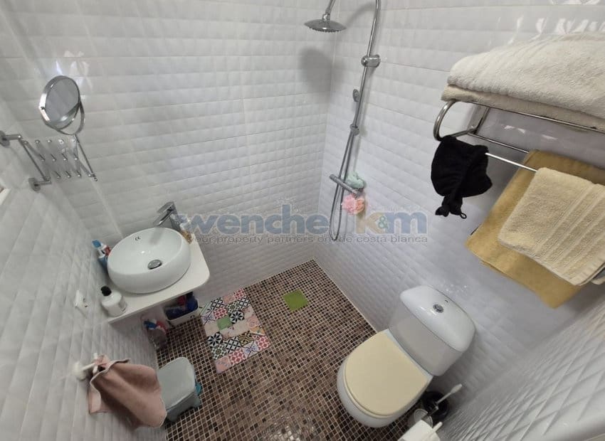 2 Zimmer Villa zu verkaufen in Torrevieja mit Pool - 239.950 € (Ref: 8912362)