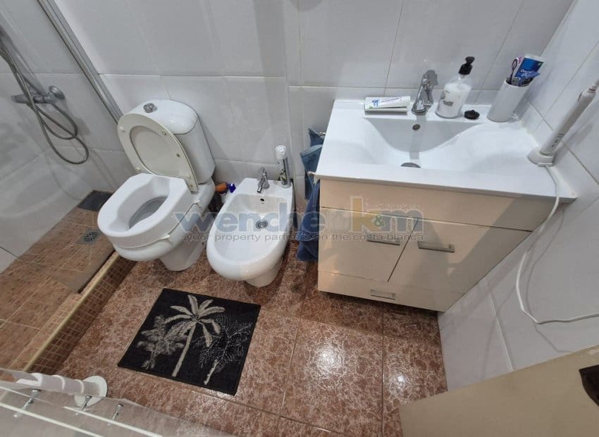 2 Zimmer Villa zu verkaufen in Torrevieja mit Pool - 239.950 € (Ref: 8912362)