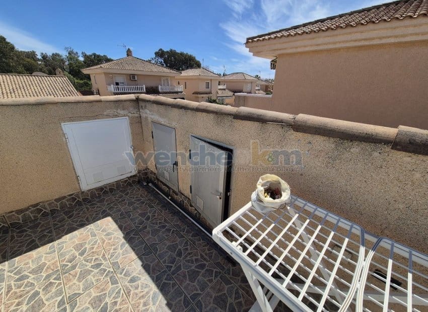 2 Zimmer Villa zu verkaufen in Torrevieja mit Pool - 239.950 € (Ref: 8912362)