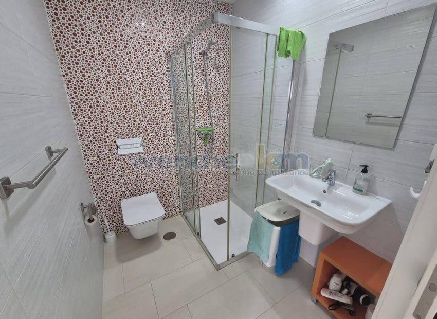 2 Zimmer Bungalow zu verkaufen in Ciudad Quesada mit Pool - 229.000 € (Ref: 8936167)