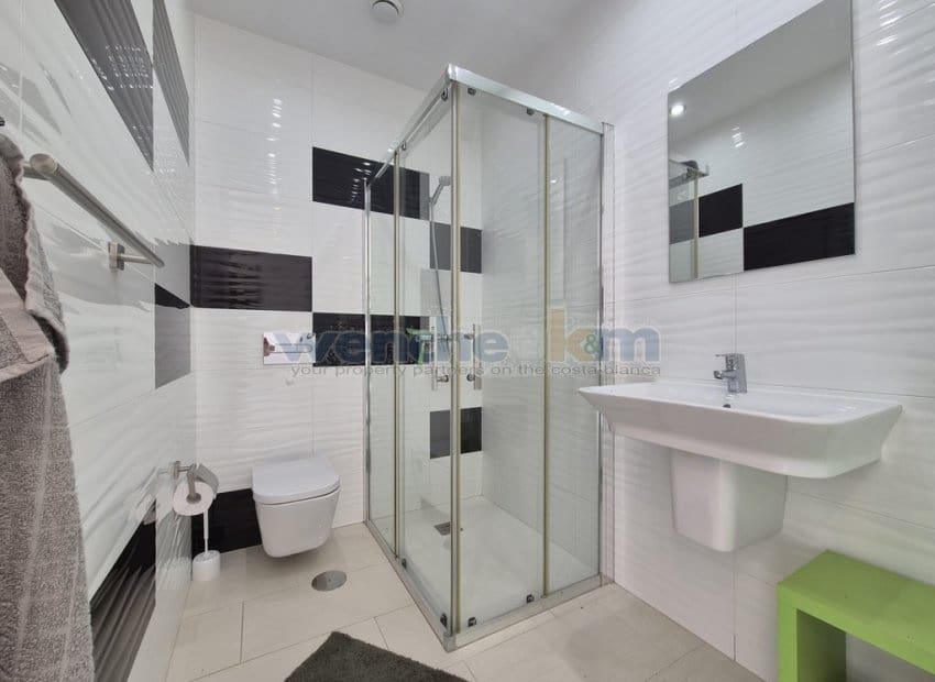 2 chambre Bungalow à vendre à Ciudad Quesada avec piscine - 245 000 € (Ref: 8936167)