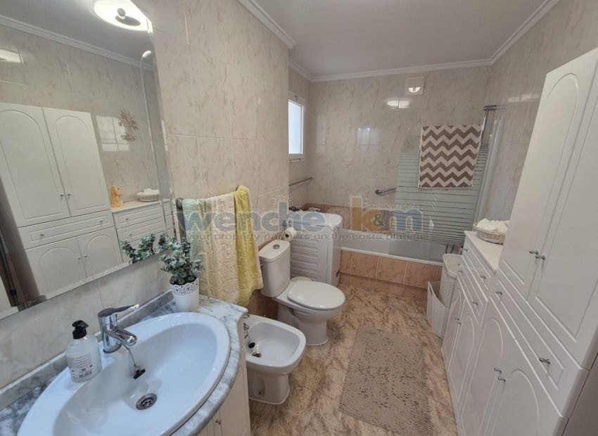 3 Zimmer Villa zu verkaufen in Los Altos mit Pool Garage - 270.000 € (Ref: 9383999)