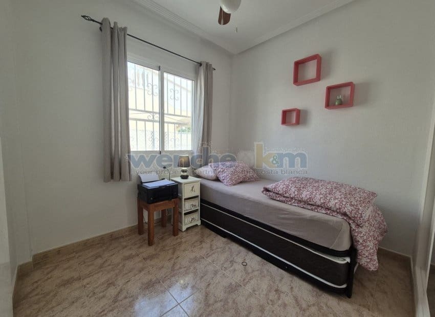 3 Zimmer Villa zu verkaufen in Los Altos mit Pool Garage - 270.000 € (Ref: 9383999)