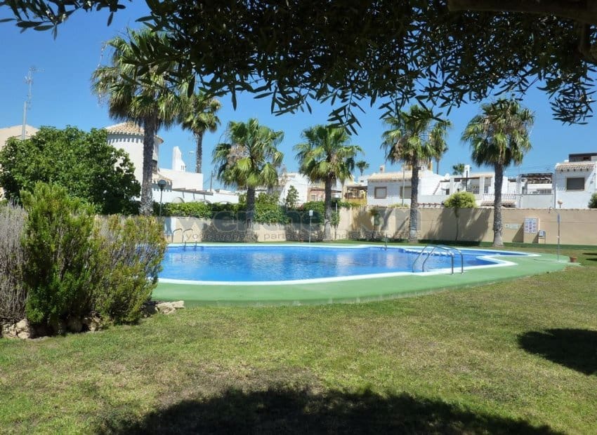 2 bedroom Bungalow for sale in La Chismosa with pool - € 149,950 (Ref: 9388496)