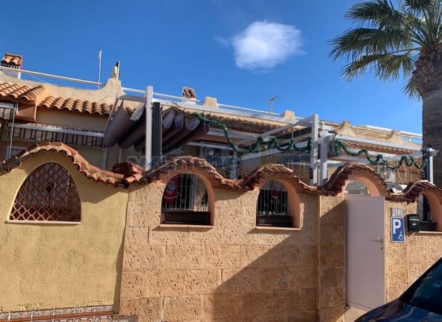 Adosado de 2 habitaciones en La Florida, Orihuela en venta con piscina - 145.000 € (Ref: 9473216)