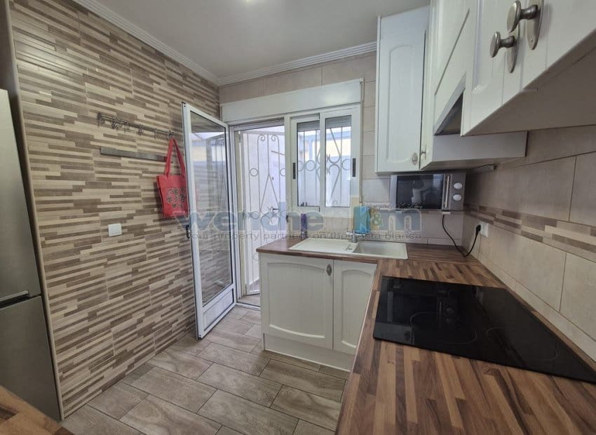 2 chambre Villa/Maison Semi-Mitoyenne à vendre à Los Altos avec piscine garage - 179 995 € (Ref: 9495283)