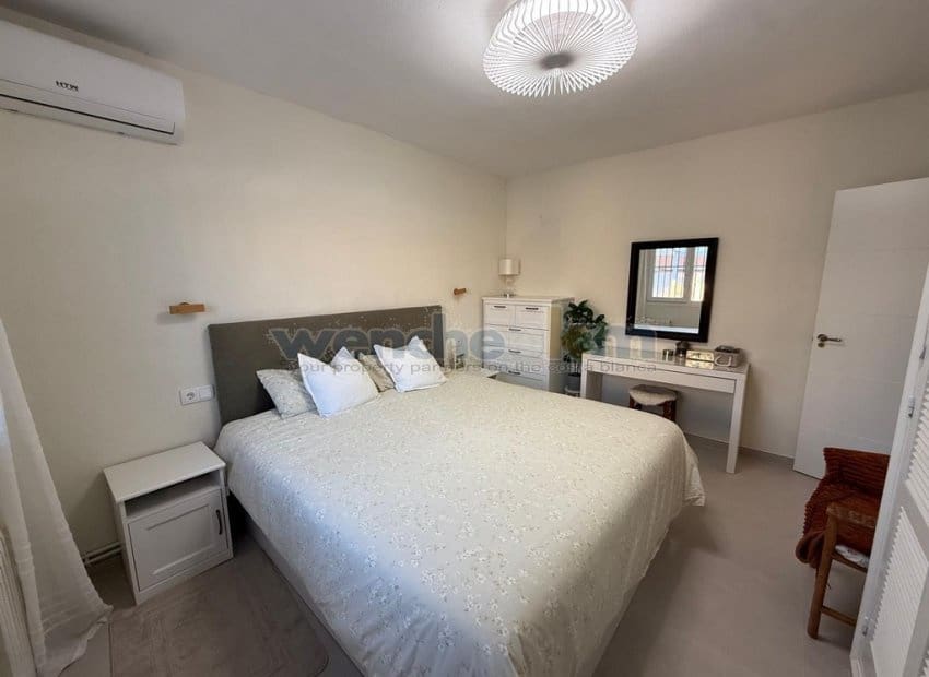 Chalet de 4 habitaciones en Los Balcones en venta con piscina garaje - 779.950 € (Ref: 9606374)