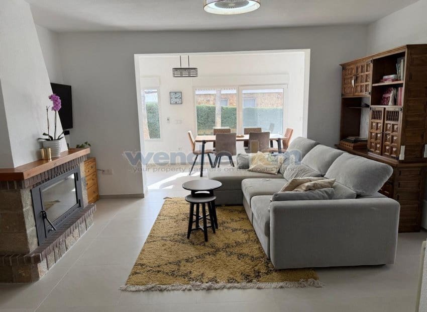 Chalet de 4 habitaciones en Los Balcones en venta con piscina garaje - 779.950 € (Ref: 9606374)