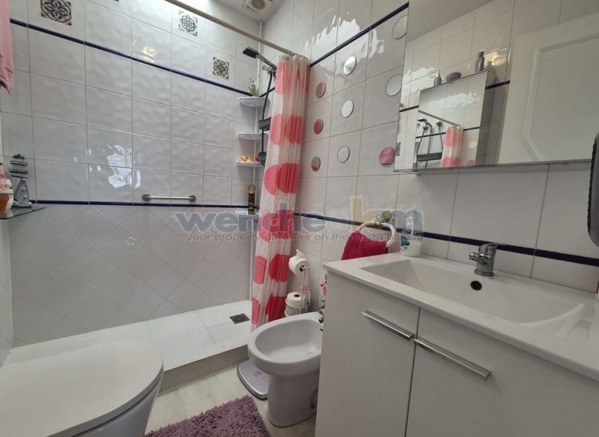 3 bedroom Villa for sale in Los Altos with pool garage - € 179,000 (Ref: 9618461)