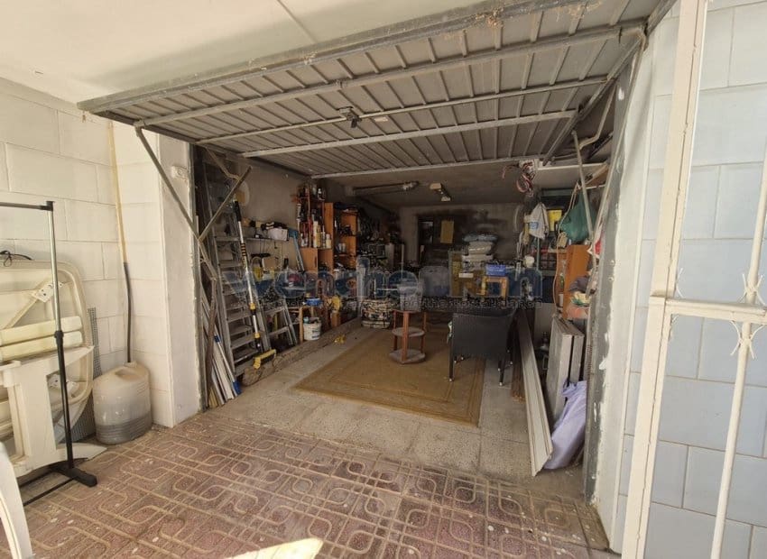 3 bedroom Villa for sale in Los Altos with pool garage - € 179,000 (Ref: 9618461)