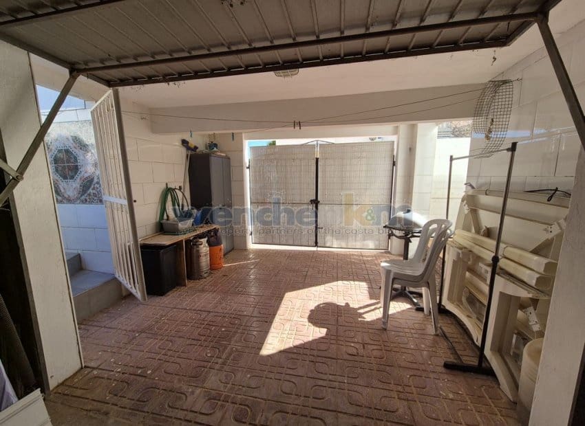 3 bedroom Villa for sale in Los Altos with pool garage - € 179,000 (Ref: 9618461)