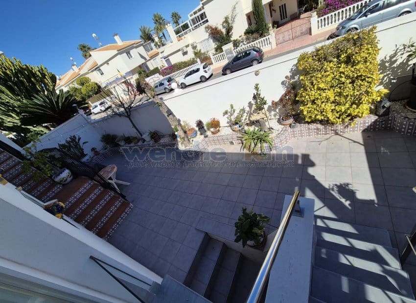 3 bedroom Villa for sale in Los Altos with pool garage - € 179,000 (Ref: 9618461)