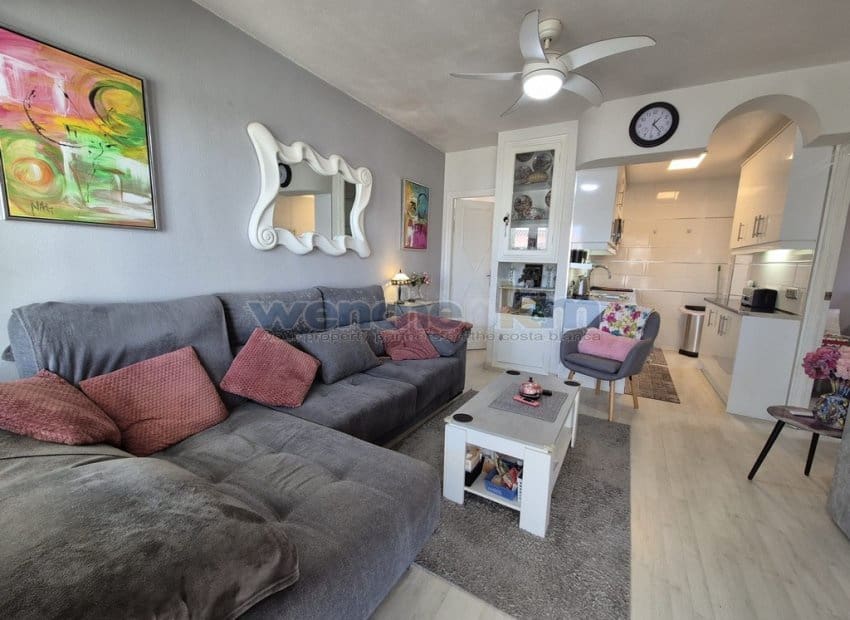 3 bedroom Villa for sale in Los Altos with pool garage - € 179,000 (Ref: 9618461)