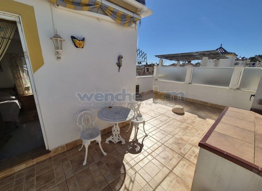 3 bedroom Villa for sale in Los Altos with pool garage - € 179,000 (Ref: 9618461)