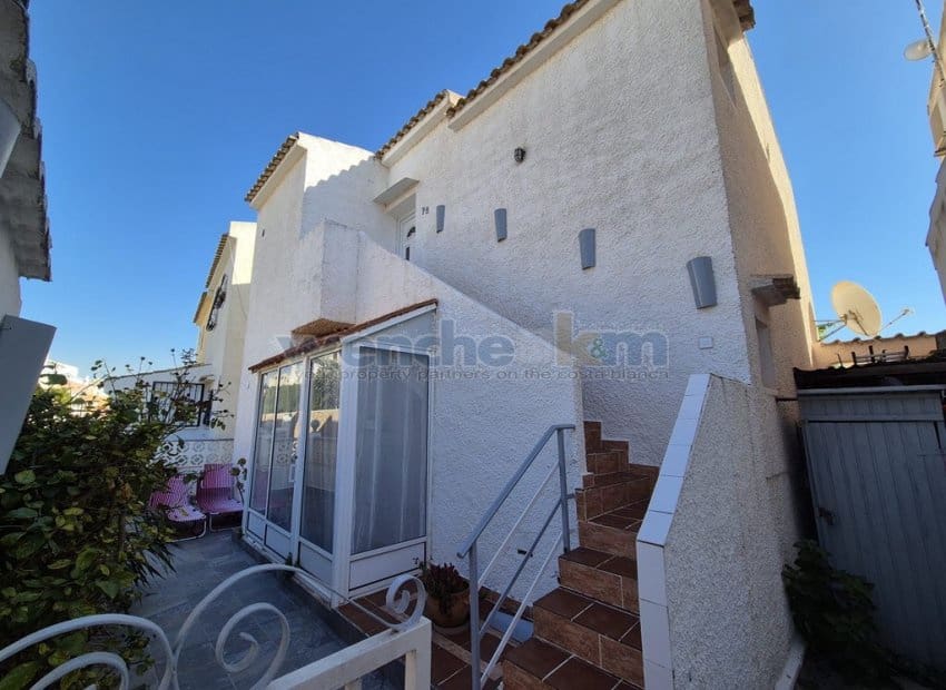 1 chambre Bungalow à vendre à La Florida avec piscine - 99 000 € (Ref: 9631437)