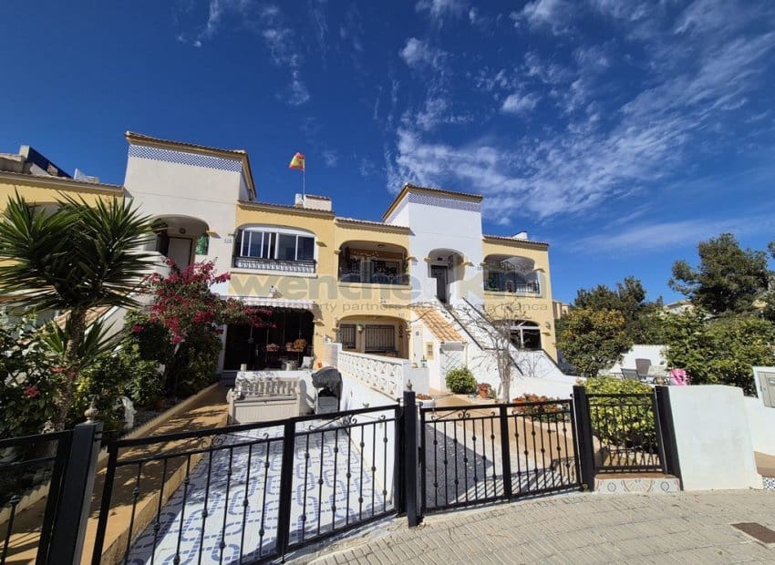 2 slaapkamer Bungalow te koop in Los Altos met zwembad - € 154.000 (Ref: 9641021)