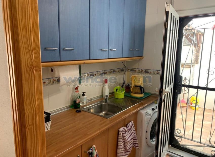 3 bedroom Villa for sale in Los Altos with pool garage - € 209,000 (Ref: 9730911)