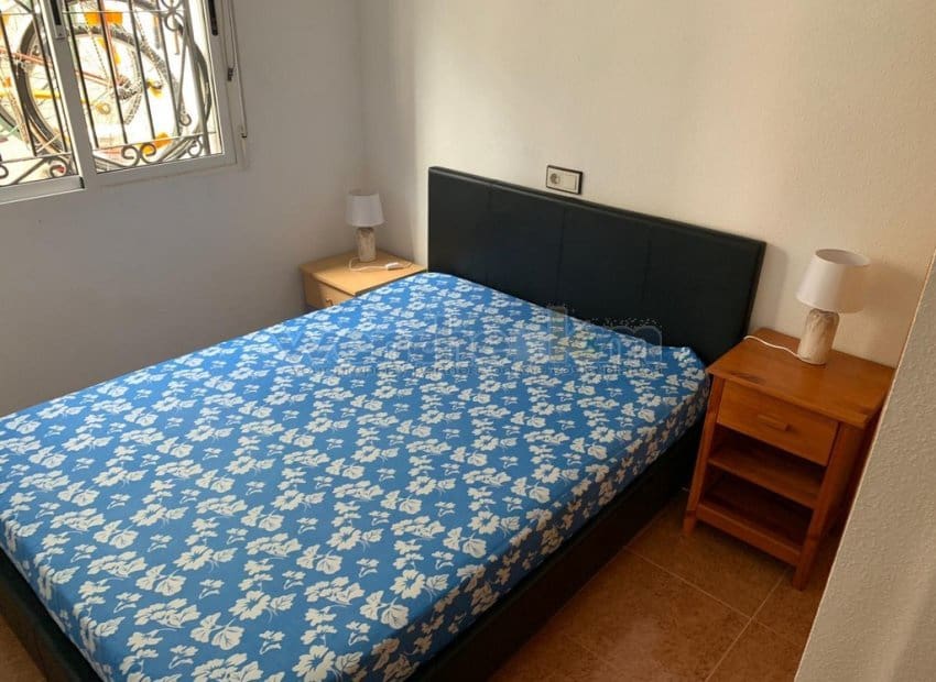 3 bedroom Villa for sale in Los Altos with pool garage - € 209,000 (Ref: 9730911)