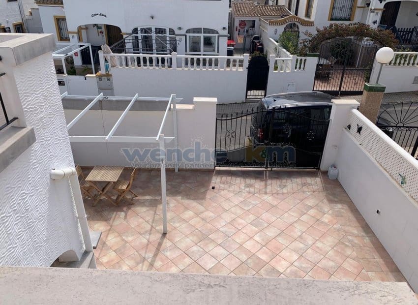 3 bedroom Villa for sale in Los Altos with pool garage - € 209,000 (Ref: 9730911)