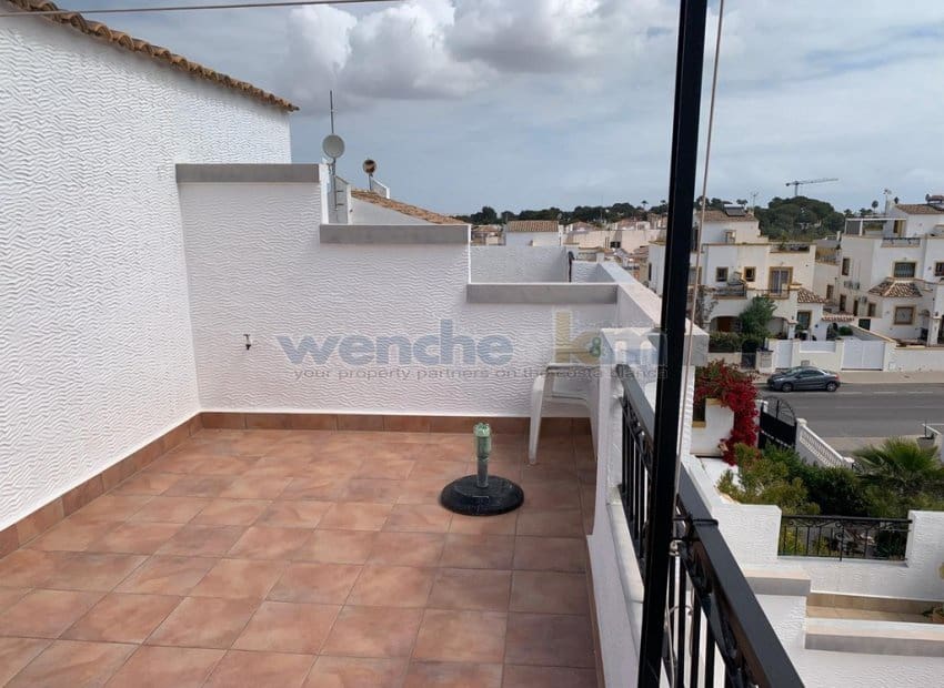 3 bedroom Villa for sale in Los Altos with pool garage - € 209,000 (Ref: 9730911)