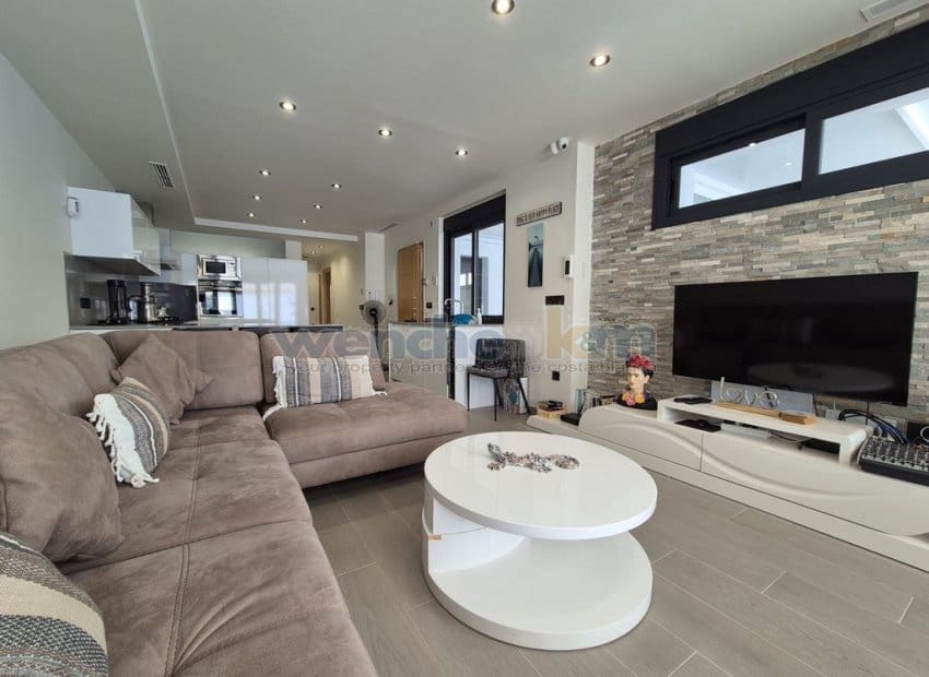 3 quarto Moradia Geminada para venda em Dehesa de Campoamor com piscina - 625 000 € (Ref: 9753526)