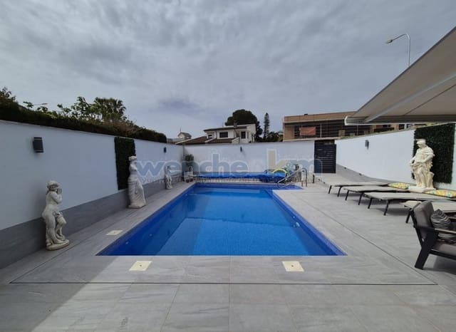3 sovrum Semi-fristående Villa till salu i Dehesa de Campoamor, Orihuela med pool - 625 000 € (Ref: 9753526)