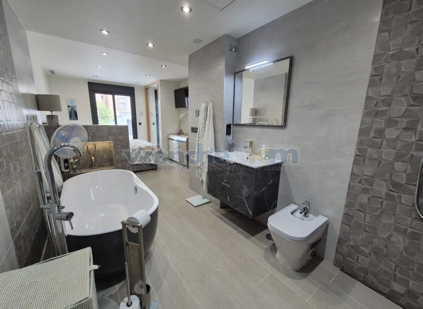 3 quarto Moradia Geminada para venda em Dehesa de Campoamor com piscina - 625 000 € (Ref: 9753526)