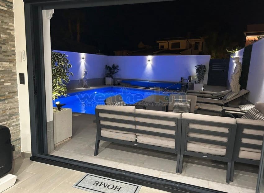 3 bedroom Semi-detached Villa for sale in Dehesa de Campoamor with pool - € 525,000 (Ref: 9753526)