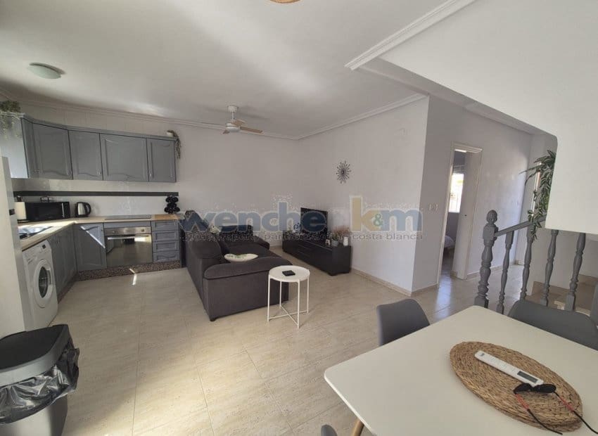 3 soverom Rekkehus til salgs i San Miguel de Salinas med svømmebasseng garasje - € 159 950 (Ref: 9757787)