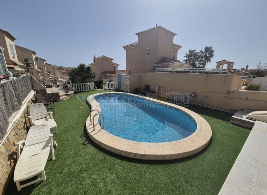 3 soverom Rekkehus til salgs i San Miguel de Salinas med svømmebasseng garasje - € 159 950 (Ref: 9757787)