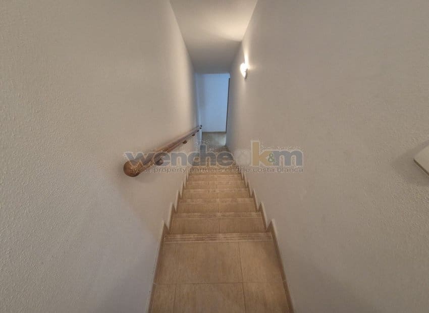 3 slaapkamer Rijtjeshuis te koop in Los Altos met zwembad garage - € 245.000 (Ref: 9761278)