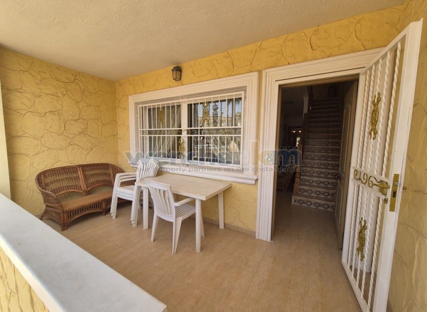 3 slaapkamer Rijtjeshuis te koop in Los Altos met zwembad garage - € 245.000 (Ref: 9761278)