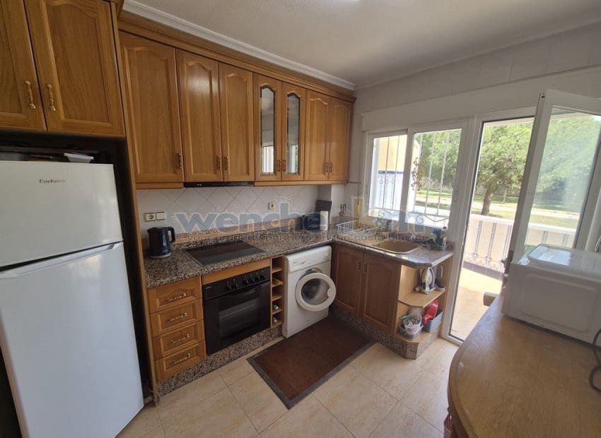 3 slaapkamer Rijtjeshuis te koop in Los Altos met zwembad garage - € 245.000 (Ref: 9761278)