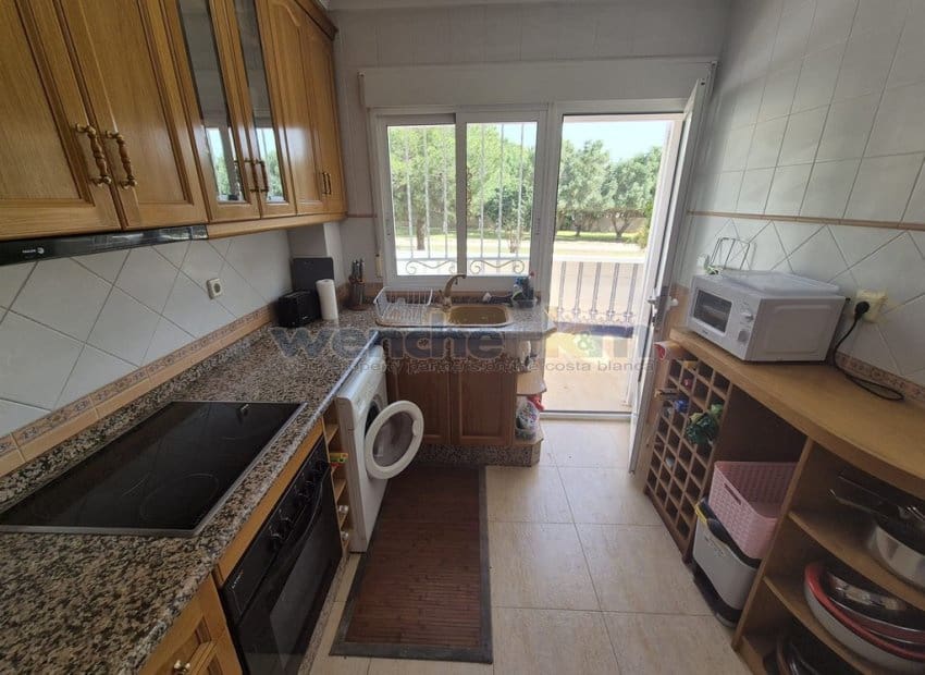 3 slaapkamer Rijtjeshuis te koop in Los Altos met zwembad garage - € 245.000 (Ref: 9761278)