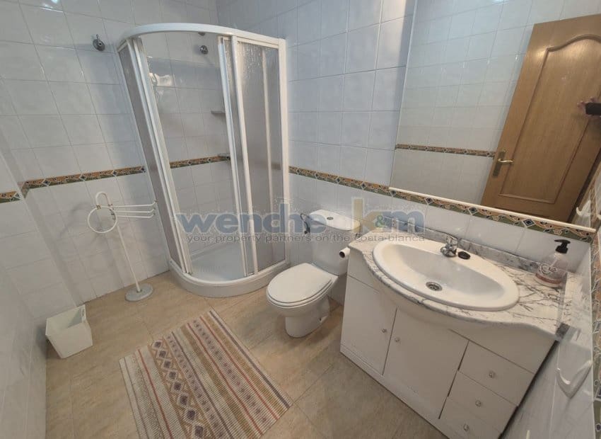 3 slaapkamer Rijtjeshuis te koop in Los Altos met zwembad garage - € 245.000 (Ref: 9761278)