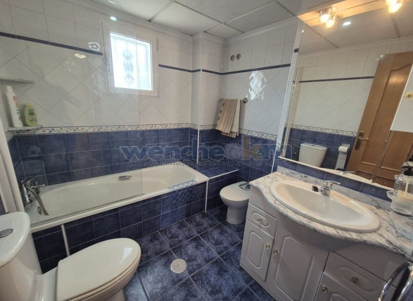 3 slaapkamer Rijtjeshuis te koop in Los Altos met zwembad garage - € 245.000 (Ref: 9761278)