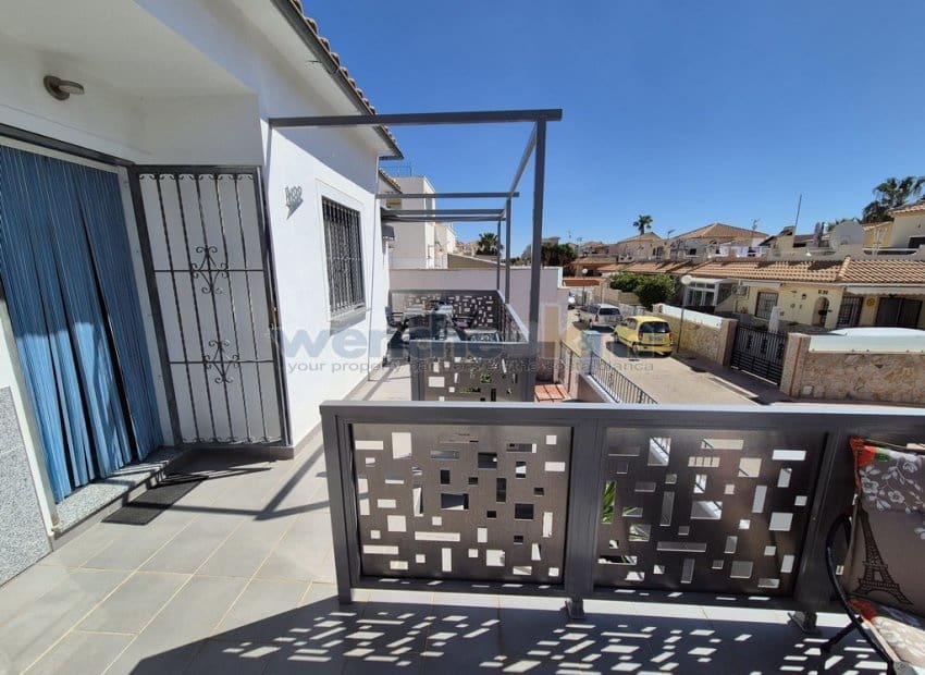 Pareado de 2 habitaciones en La Florida en venta con piscina garaje - 195.000 € (Ref: 9781383)