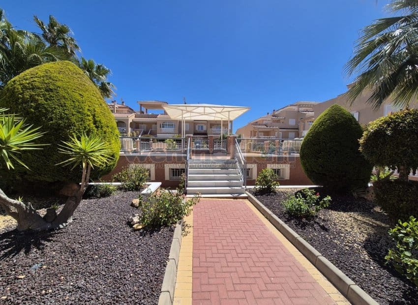3 camera da letto Appartamento in vendita in Playa Flamenca con piscina - 189.000 € (Rif: 9834245)