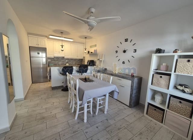 2 makuuhuone Paritalo myytävänä paikassa Los Altos mukana uima-altaan - 165 000 € (Ref: 9866055)