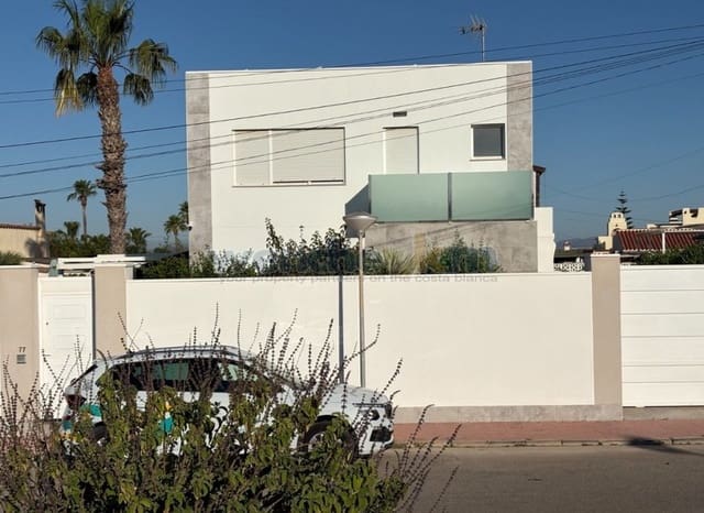 2 sypialnia Willa na sprzedaż w El Chaparral - La Siesta - La Torreta, Torrevieja z basenem garażem - 465 000 € (Ref: 9889286)